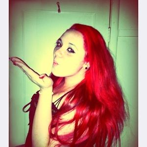 Meet your Posher, Taylor